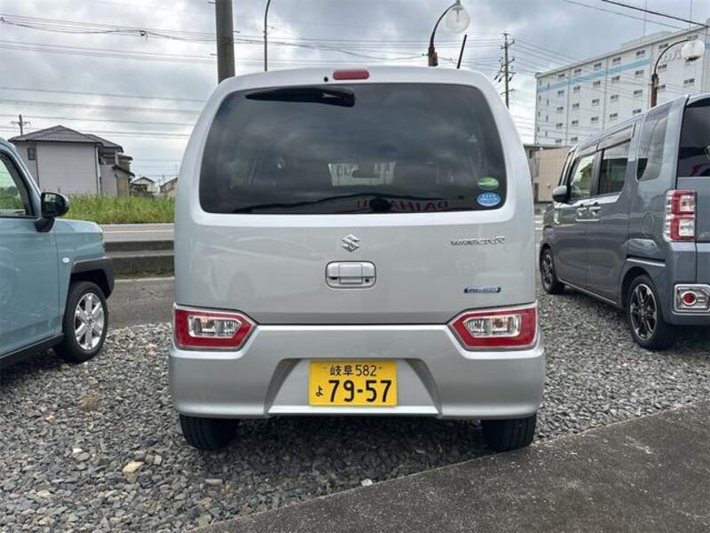 WAGON R