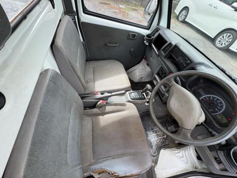 MINICAB TRUCK