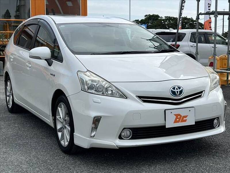 PRIUS ALPHA