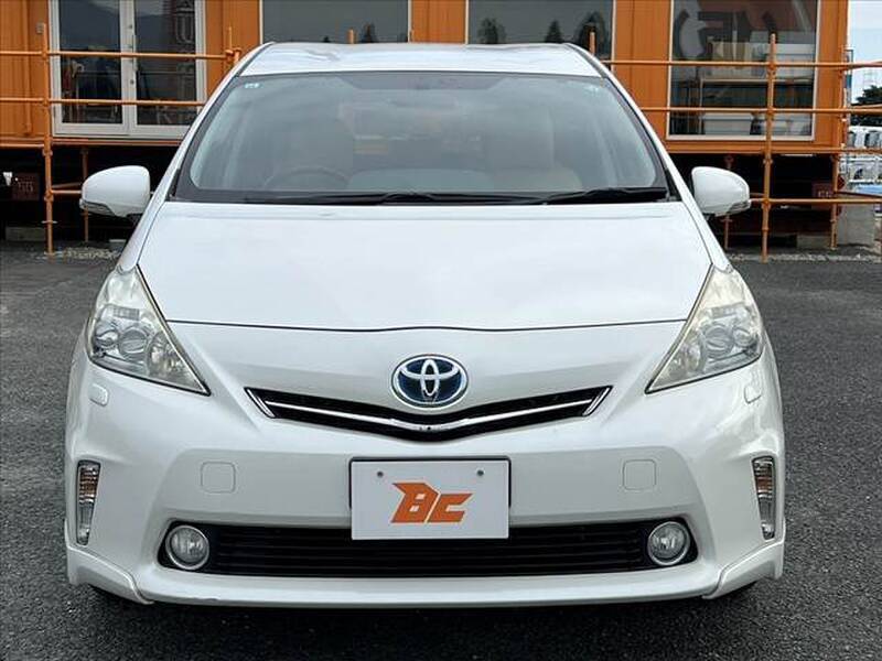PRIUS ALPHA