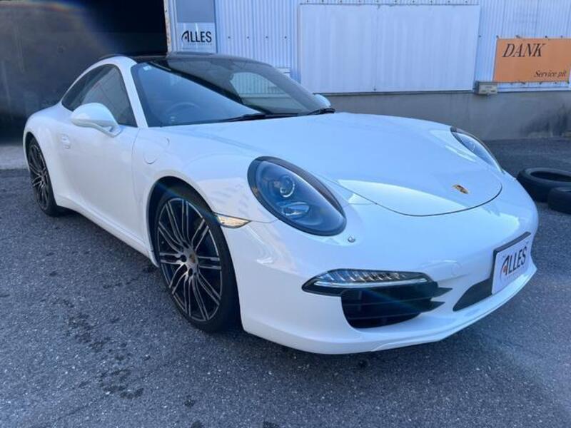911