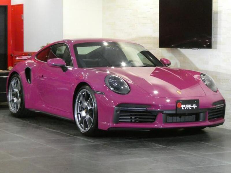911
