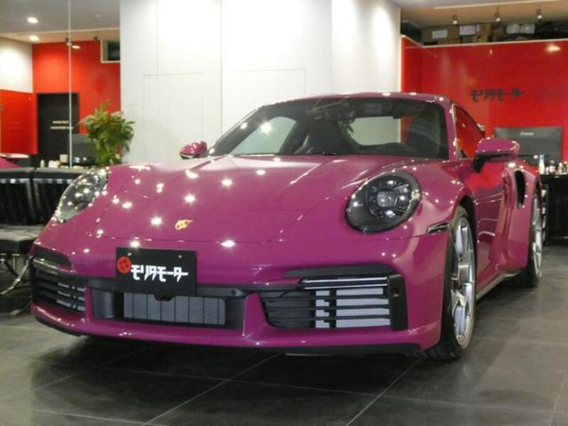 911