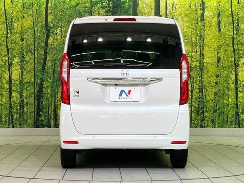 N BOX