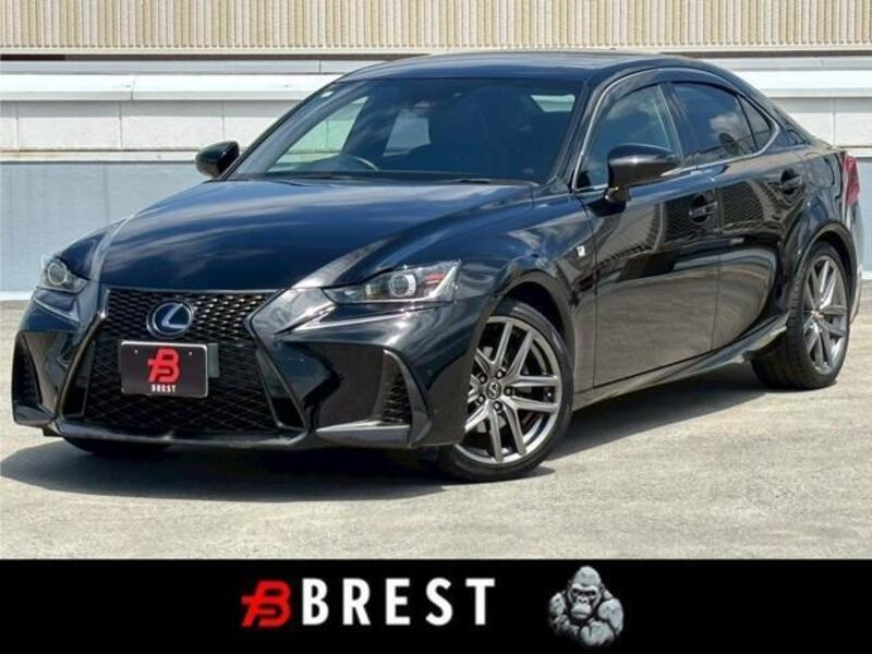 LEXUS IS