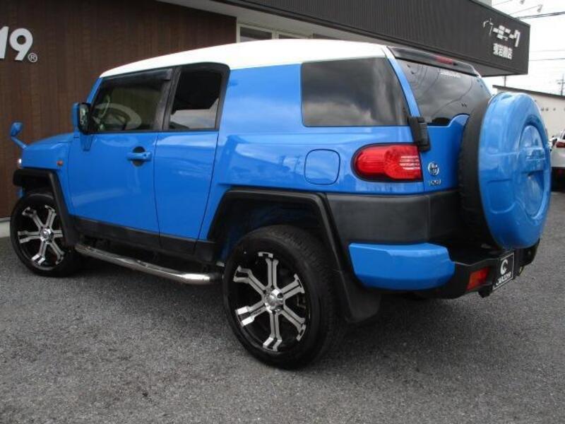 FJ CRUISER