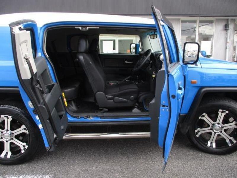 FJ CRUISER