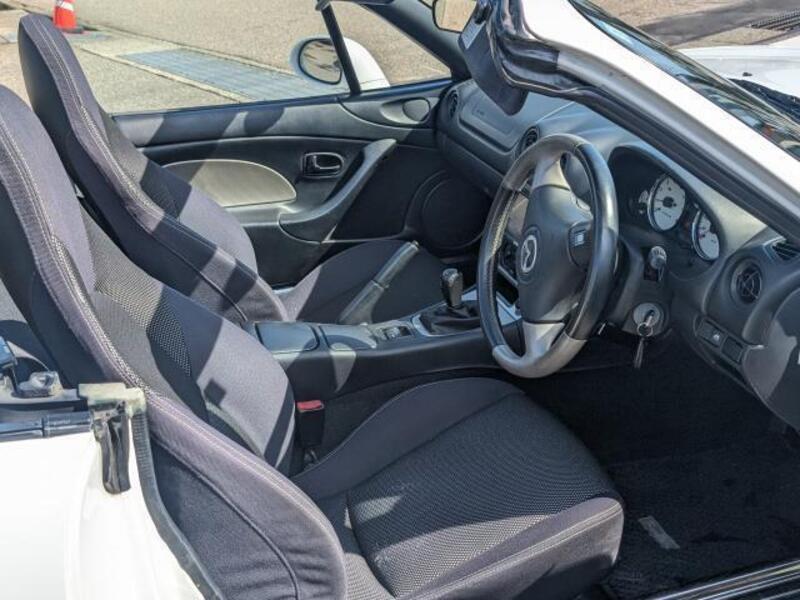 ROADSTER