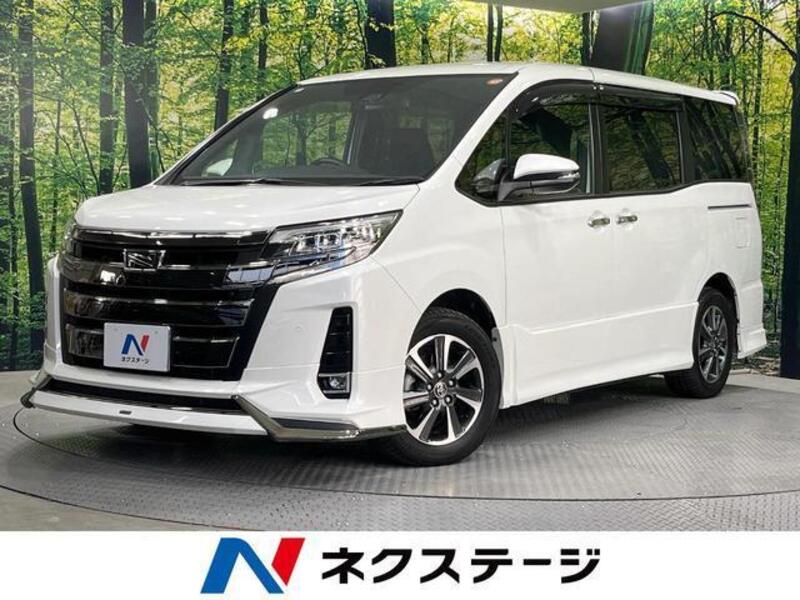 TOYOTA NOAH