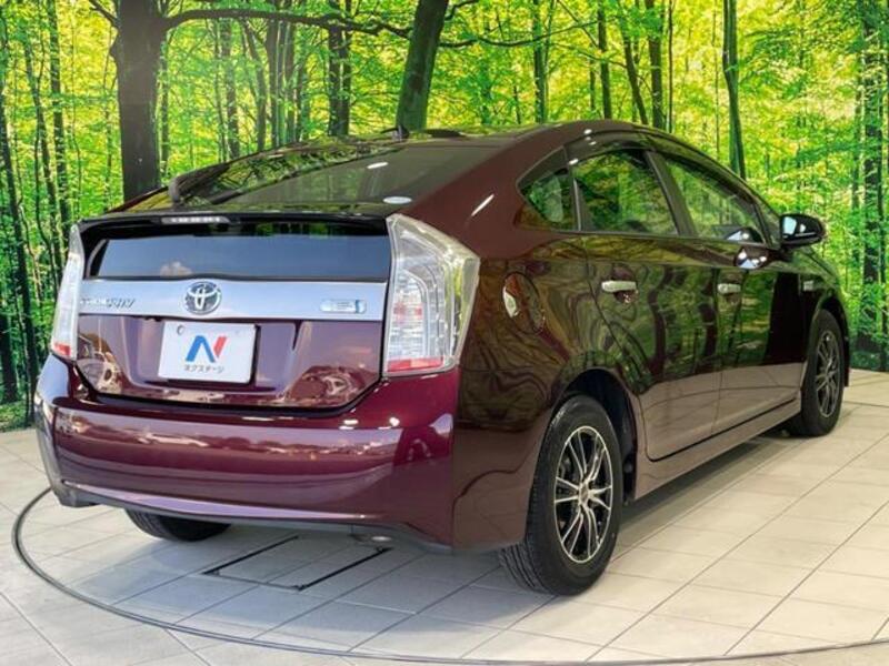 PRIUS PHV