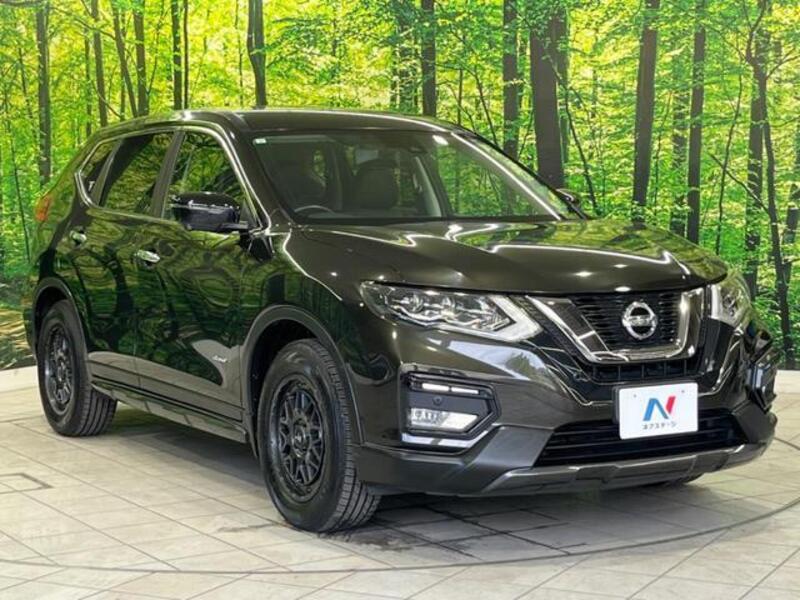 X-TRAIL