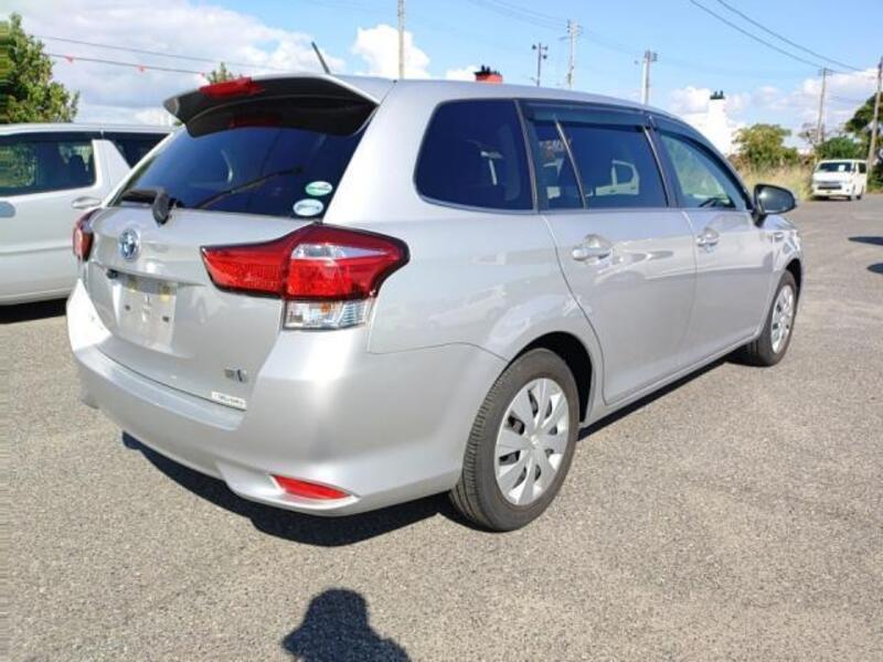 COROLLA FIELDER