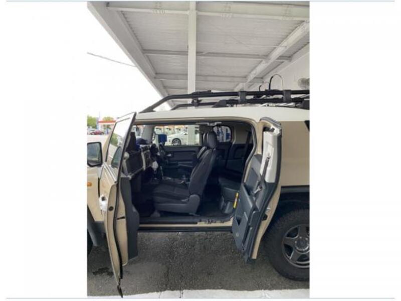 FJ CRUISER