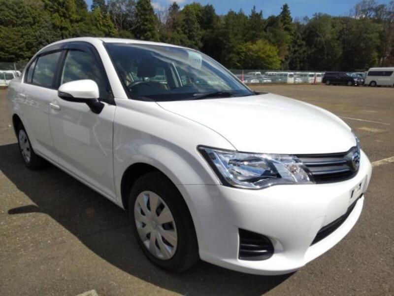 COROLLA AXIO