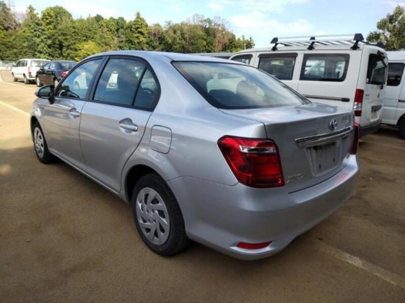 COROLLA AXIO
