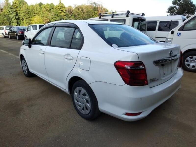 COROLLA AXIO
