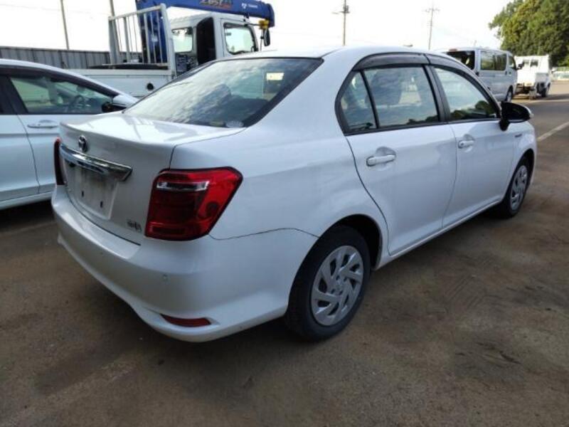 COROLLA AXIO