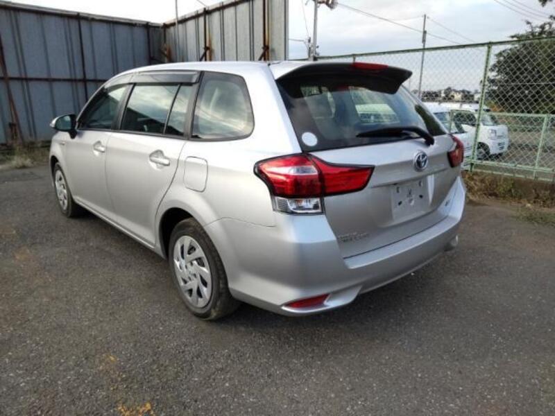 COROLLA FIELDER
