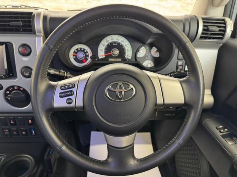 FJ CRUISER