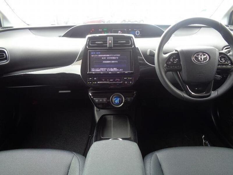 PRIUS PHV