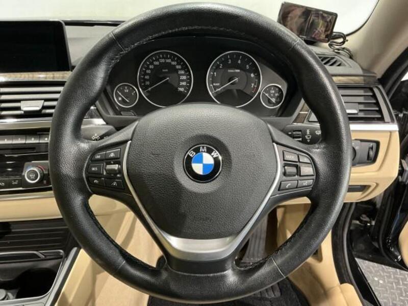 4 SERIES