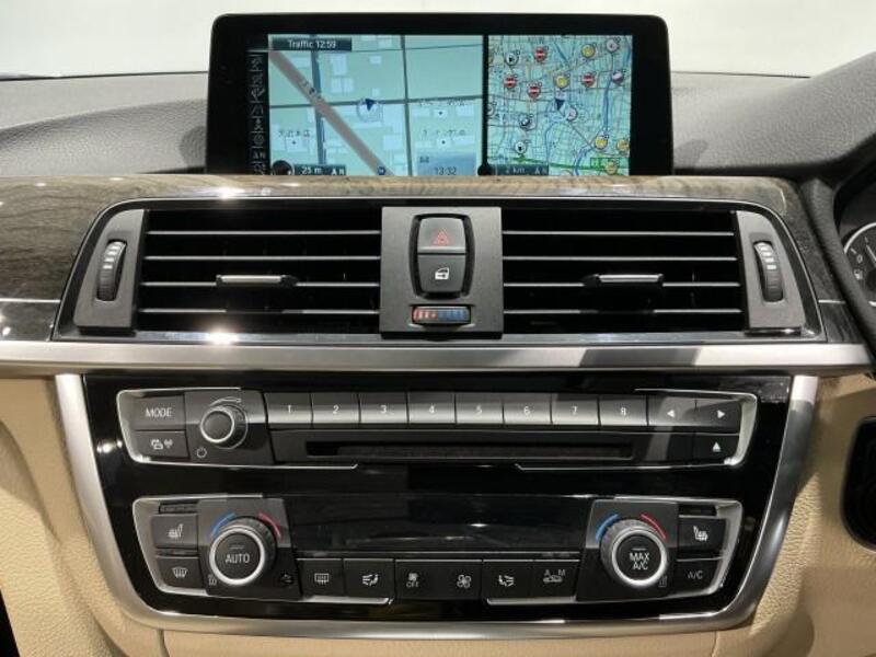 4 SERIES