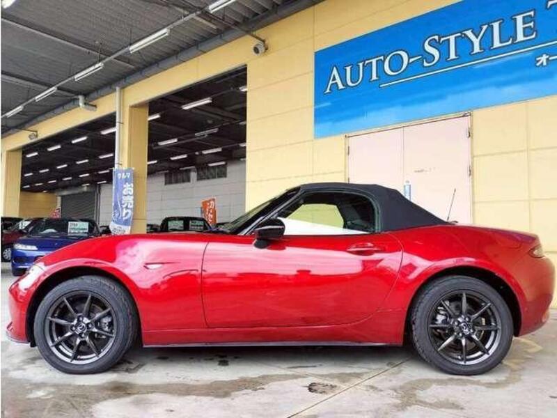 ROADSTER