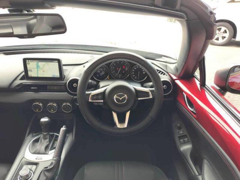 ROADSTER