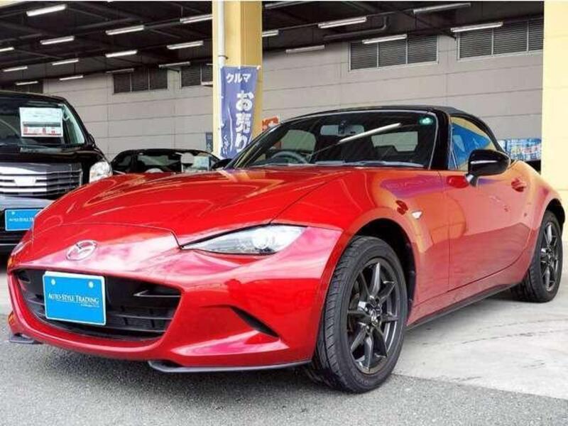 ROADSTER-0