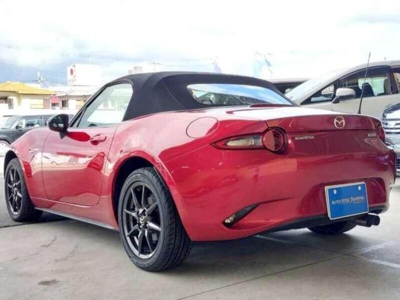 ROADSTER