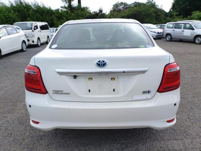 COROLLA AXIO