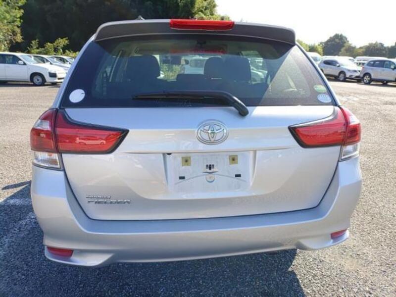 COROLLA FIELDER