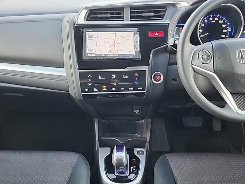 FIT HYBRID