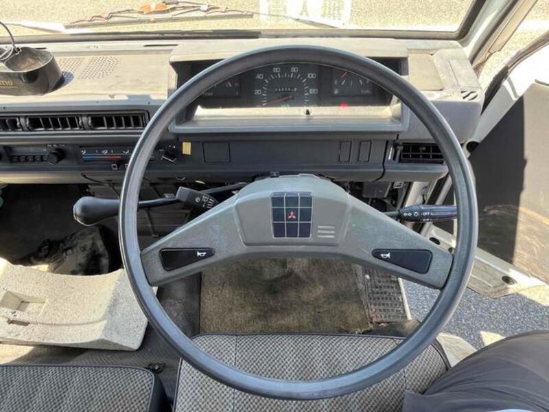 DELICA TRUCK