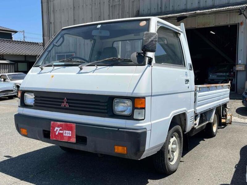 MITSUBISHI DELICA TRUCK