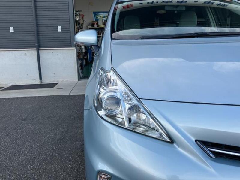 PRIUS ALPHA