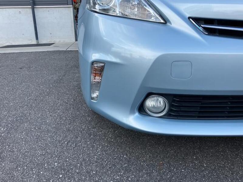 PRIUS ALPHA