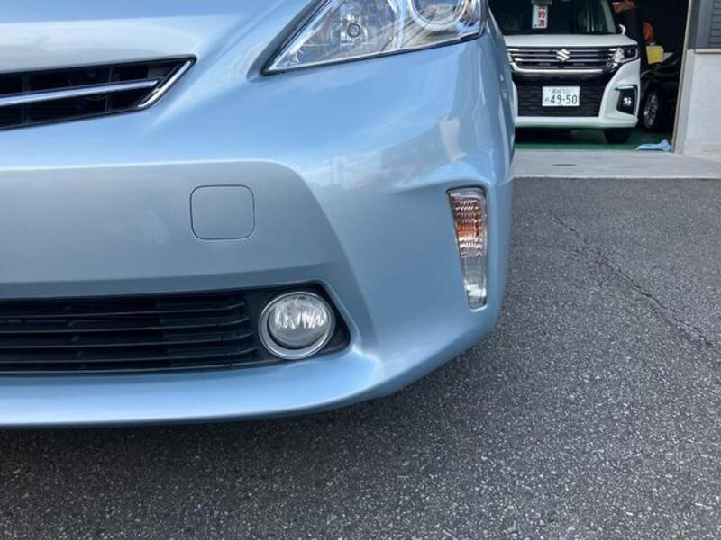 PRIUS ALPHA