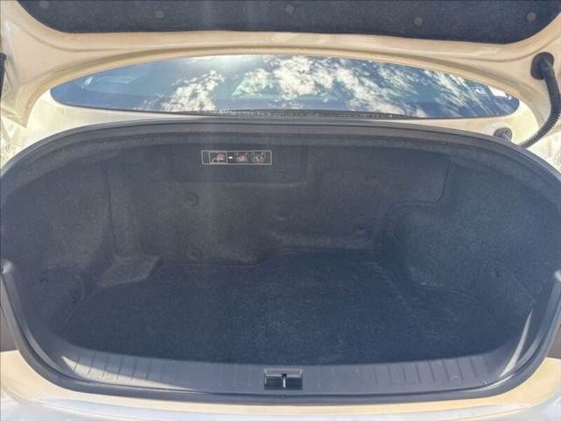 SKYLINE