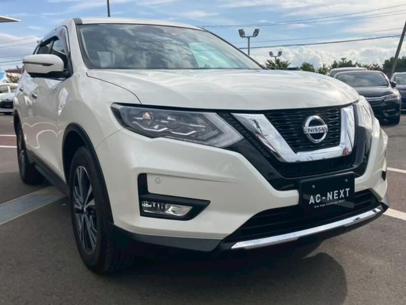 X-TRAIL