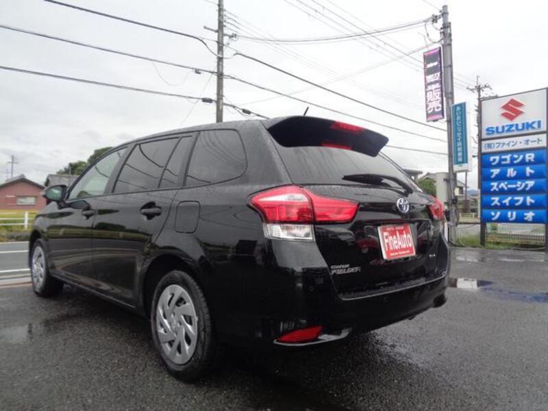 COROLLA FIELDER