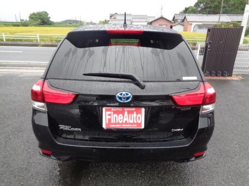COROLLA FIELDER