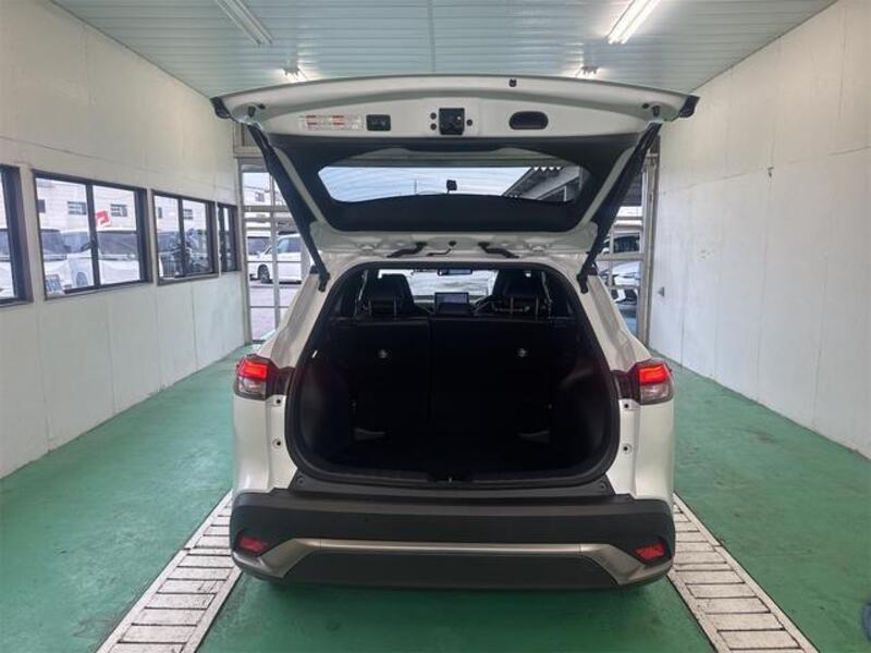 COROLLA CROSS