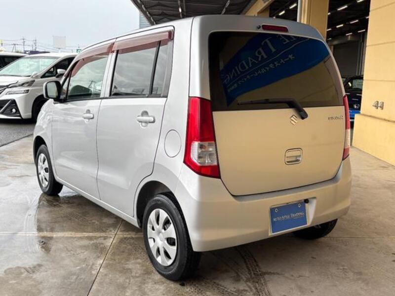 WAGON R