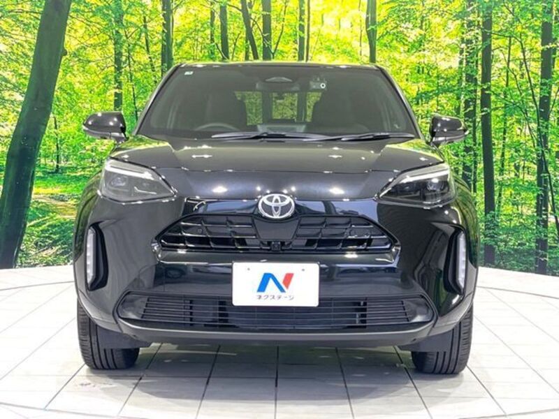 YARIS CROSS