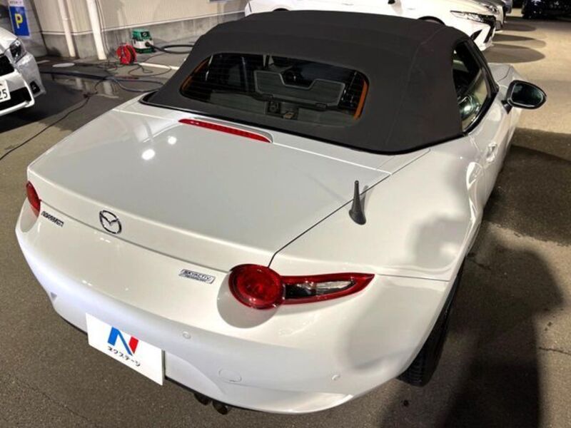 ROADSTER