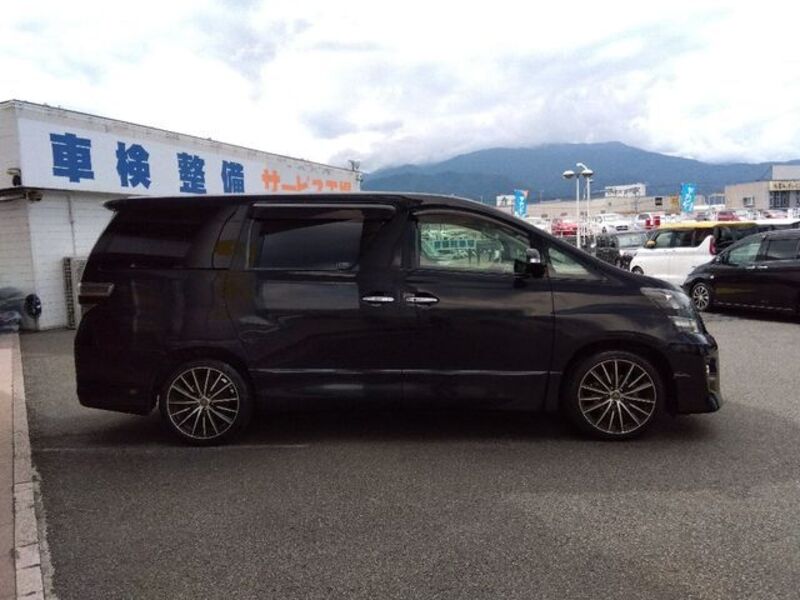 VELLFIRE
