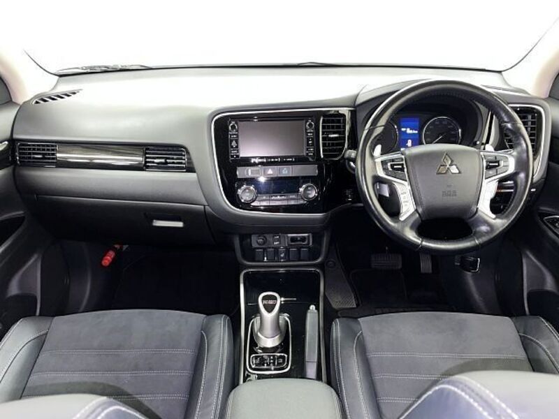 OUTLANDER PHEV