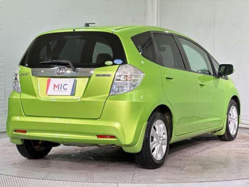 FIT HYBRID