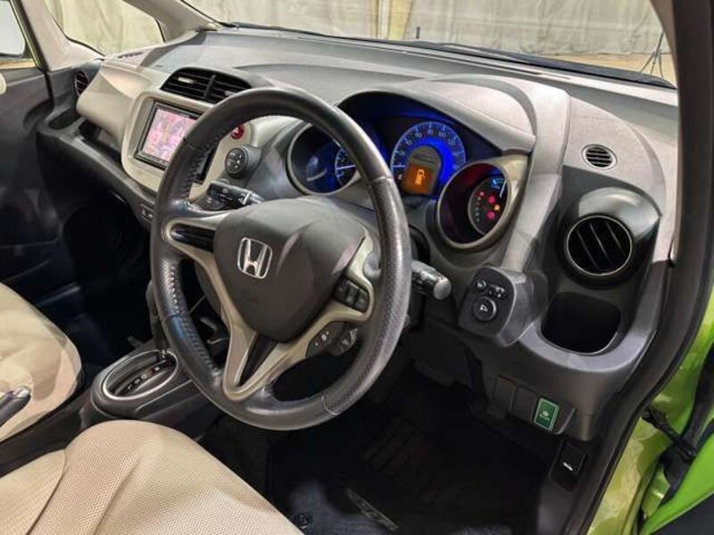 FIT HYBRID